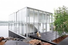 Studio de photographe au-dessus d'une remise à bateaux, gh3 (Toronto, Ont.)<br />Photo Larry Williams 