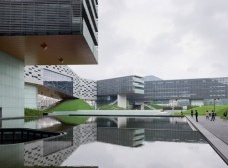 The Vanke Center/Horizontal Skyscraper in Shenzhen, China image courtesy of Iwan Baan<br />Steven Holl 