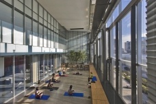 Manitoba Hydro Place (Winnipeg, MB)<br />Kuwabara Payne McKenna Blumberg Architects, Smith Carter Architects & Engineers, Transsola 