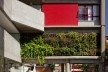 Edifício habitacional na Rua Simpatia. GrupoSP<br />Foto Nelson Kon 
