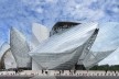 Fundação Louis Vuitton, Paris, arquiteto Frank Gehry<br />Fotomontagem Victor Hugo Mori, 2015 