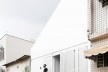 Casa 711H, Brasília, 2017. Arquitetos Daniel Mangabeira, Henrique Coutinho e Matheus Seco<br />Foto Joana França 