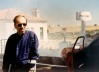 O Céu de Lisboa, de Win Wenders, 1994. A cidade de Lisboa agora se prepara para uma nova fase, a da europeização, alterando seus espaços tradicionais e lembrando o espectador da poesia de mesmo nome de Álvaro de Campo / Fernando Pessoa: Lisbon Revisited:  [www.goethe.de]