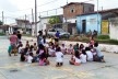 Realização de ações sociais com adultos e crianças<br />Foto Simone Costa 