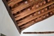 Capela de São João Batista, contra caibros, estrutura de telhado em caibro armado, extinto Arraial do Ferreiro, Goiás Velho GO, 2014<br />Foto Elio Moroni Filho 