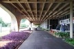 Escola Superior de Administração Fazendária – ESAF, circulação interna fachada posterior, Brasília DF<br />Foto Daniel Corsi 