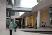 Exterior do edifício, com Inside de Horizon ao fundo<br />Foto Lutero Pröscholdt/Milene Migliano 