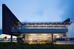 Biblioteca São Paulo, Parque da Juventude, São Paulo. Escritório Aflalo & Gasperini (arquitetura), Dante Della Manna (interiores) e Univers Design (design gráfico)<br />Foto Daniel Ducci 