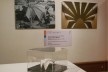 Aspecto de la exposición, con la iglesia Santa Mónica (México DF, 1962) de los arquitectos Fernando López Carmona y Félix Candela<br />Fotografía divulgación 
