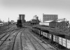 Pátio de manobras ferroviárias e elevadores de grãos, articulando porto, abastecimento e trem <br />Foto: Montaña  [Arquivo CEDODAL]
