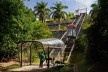 Centro de Tecnologia da Rede Sarah, elevador em plano inclinado, Salvador BA. Arquiteto João Filgueiras Lima, Lelé<br />Foto Nelson Kon 