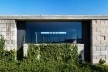 Sede de uma Fábrica de Blocos, Avaré SP Brasil, 2015. Arquitetos André Nunes, Anna Juni, Enk te Winkel e Gustavo Delonero (autores) / Vão Arquitetura<br />Foto Rafaela Netto 