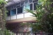 Casa Nanzita Salgado, fachada frontal com painel de azulejos “Feira Nordestina” de Anísio Medeiros, Cataguases, 1954<br />Foto Marcia Poppe, 2003 