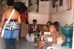Cena de bar em Mindelo<br />Foto Paula Janovitch 