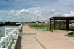<br />Parque do forte, passeio junto ao rio  [Foto Rosa Kliass]