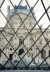 Pirâmide do Louvre, Paris. Arquiteto I. M. Pei<br />Foto AG 