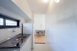 Residencial Corruíras, cozinha do apartamento tipo. Marcos Boldarini, Lucas Nobre e Renato Bomfim<br />Foto Daniel Ducci 