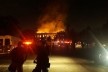 Bombeiros combatendo incêndio no Museu Nacional no Rio de Janeiro<br />Foto Vitor Abdala  [Agência Brasil]