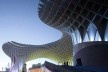 Metropol Parasol, escadarias de acesso à laje superior, Sevilha. J. Mayer H. Architects, 2004<br />Foto David Franck 