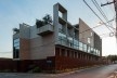 Estúdios Ouro Preto, Sete Lagoas MG Brasil, 2016. Arquitetos Carlos Alberto Maciel e Ulisses Mikhail Jardim Itokawa / Arquitetos Associados<br />Foto Leonardo Finotti 
