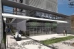 Nova Sede da AACRT – Associação dos Aposentados da Companhia Riograndense de Telecomunicações, perspectiva fachada principal – acesso térreo. Moojen & Marques Arquitetos Associados + Arquiteto Cláudio Ferraro, 2008<br />Desenho escritórios 