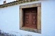 Aplicação da pedra em peitoral, verga e ombreiras de janela do século 18, Capela do Bom Jesus das Flores do Taquaral, Ouro Preto MG, 2015<br />Foto Elio Moroni Filho 