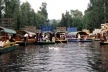 Xochimilco, Cidade do México. Canais de água entre as "chinampas" arborizadas