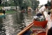 Xochimilco, Cidade do México. Canais de água entre as "chinampas" arborizadas