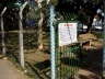 Cruzamento da rua Cunha Gago com avenida Brigadeiro Faria Lima, bairro de Pinheiros, São Paulo - A forma da "praça" é resultante de remanescente de desapropriação para a ampliação da avenida Faria Lima