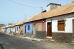 Mindelo, bairro D’jid Sal. Influência inglesa nas edificações da  “rua comboio”<br />Foto Marcela Santana, 2016 