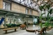Nova sede da Beacon School, São Paulo SP Brasil, 2016. Arquitetos Vinicius Andrade, Marcelo Morettin, Marcelo Maia Rosa e Renata Andrulis / Guido Otero e Ricardo Gusmão (autores) / Andrade Morettin Arquitetos / Gusmão Otero Arquitetos Associados<br />Foto / photo Nelson Kon 
