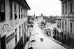 Hotel Itália e Brazil, na Ladeira do Açu, hoje começo da Av. São João, 1887 [São Paulo de Piratininga: de pouso de tropas a metrópole. O Estado de S. Paulo / Terceiro]