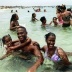 Família na praia