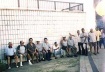 Lugares (dos) Esquecidos 1: “O banco” - alguns assentos improvisados encostados ao muro de um edifício - é imperceptível a quem passa desavisado pelo calçadão. Local de freqüência essencialmente masculina, ilustra uma forma de uso do espaço consagrada por [Arquivo pessoal]