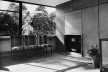 Casa ponte (Casa sobre o arroio), Mar del Plata, 1947. Arquiteto Amancio Williams<br />Foto divulgação  [Museo Casa sobre el Arroyo / Secretaría de Cultura]