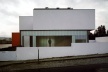 Fachada principal<br />Foto Fernando Guerra, Sérgio Guerra  [2G Dossier, Portugal 2000-2005, Gustavo Gili, Barcelona, 2005]