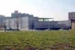 O edifício da Pulitzer Foundation ao longo da Washington Avenue,  visto do terreno baldio ao norte onde havia uma série de edifícios residenciais do início do século XX<br />Fotos de Zeuler Lima 