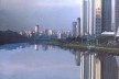 Avenida Pinheiros, São Paulo [Foto da quarta capa]