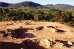 Áreas ambientalmente degradadas: ocupação de encostas e desmonte de morros agravam a problemática ambiental. <br />Foto Lucas Cândido 