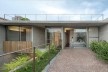 Casa Floresta, Belo Horizonte MG Brasil, 2021. Arquitetos Zargos Rodrigues, Rodrigo Pereira, Frederico Rodrigues, Carla Deltreggia, Ika Okamoto, Letícia Armond, Nathalia Melo e Laís Parreiras (autores) / Estúdio Zargos<br />Foto Jomar Bragança 