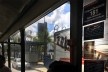 Paço municipal de São Bernardo do Campo visto do ônibus elétrico<br />Foto Abilio Guerra 