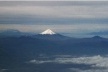 Paisagem com Pichincha e outros vulcões ativos<br />Fotos Abilio Guerra e Silvana Romano Santos 