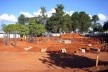 Fundação Darcy Ribeiro. Montagem da estrutura do mezanino e execução dos blocos de fundação. Instituto Brasileiro de Tecnologia do Habitat, Arquiteto João Filgueiras Lima, Lelé. Brasília DF, Brasil, 2010