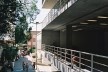 Vista externa - rampa de acesso<br />Fotos de Nelson Kon e Tiago Andrade 