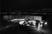 Vista externa noturna do conjunto<br />Imagem dos autores do projeto 
