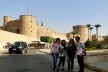 Templo de Karnak (vista frontal, caminho de esfinges com cabeça de bode)<br />Foto Sergio Antonio dos Santos Junior 