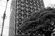 Edifício Acal, São Paulo SP, 1974. Arquitetos Pedro Paulo de Melo Saraiva, Sergio Ficher e Henrique Cambiaghi Filho<br />Foto antiga  [Pedro Paulo de Melo Saraiva Arquitetos Associados]