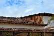 12. Parede de telhas canal, Diamantina MG<br />Foto Elio Moroni Filho 