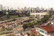 Paisagem do bairro Pacaembu, Estádio de futebol, ao fundo. (Jogo Duro, 1985) [Imagem cedida por Ugo Giorgetti]