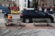 Bancos na Sexta Avenida, Greenwich Village, Manhattan<br />Foto Tdorante10  [Wikimedia Commons]